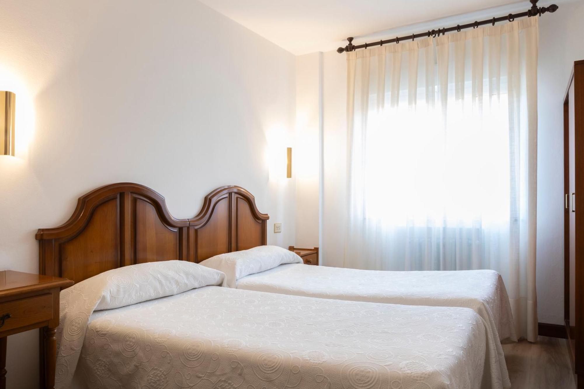 Hotel Cabeza Noreña エクステリア 写真