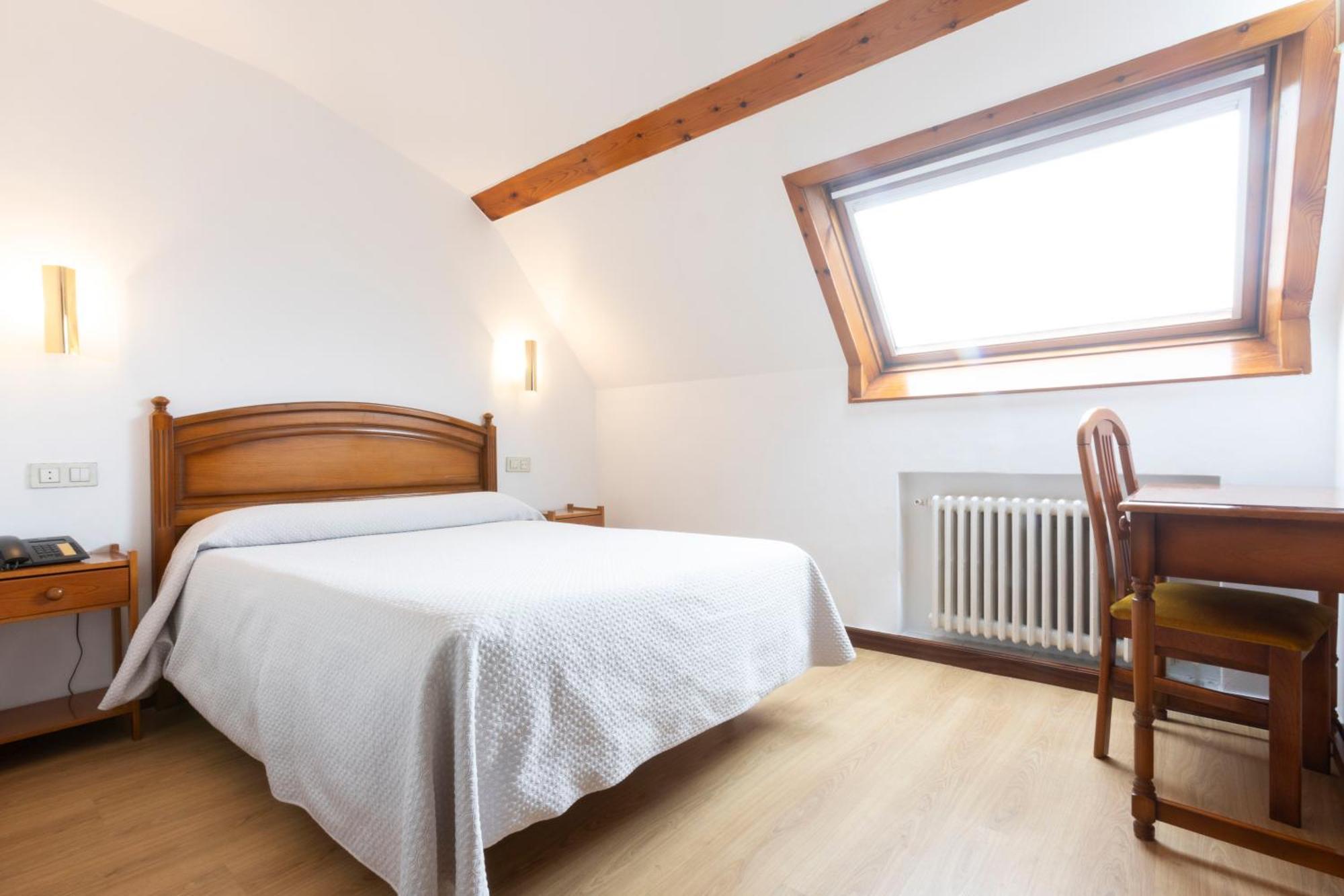 Hotel Cabeza Noreña エクステリア 写真
