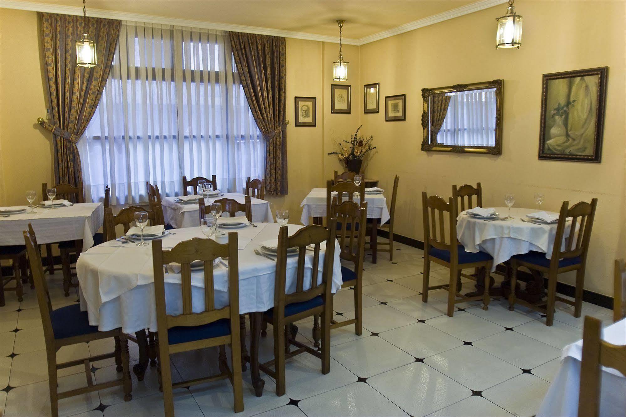 Hotel Cabeza Noreña エクステリア 写真