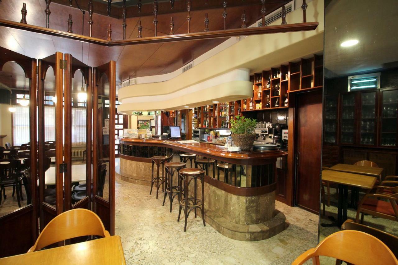 Hotel Cabeza Noreña エクステリア 写真